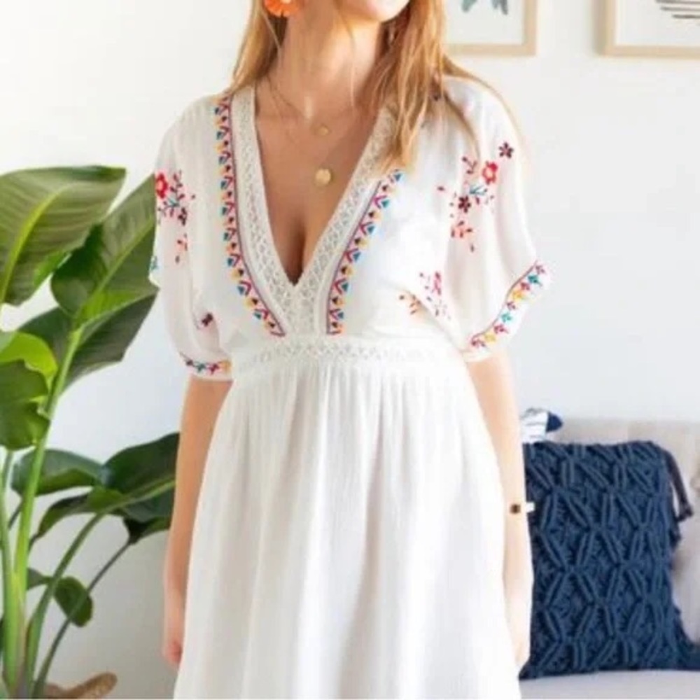 White embroidered short sleeve dress